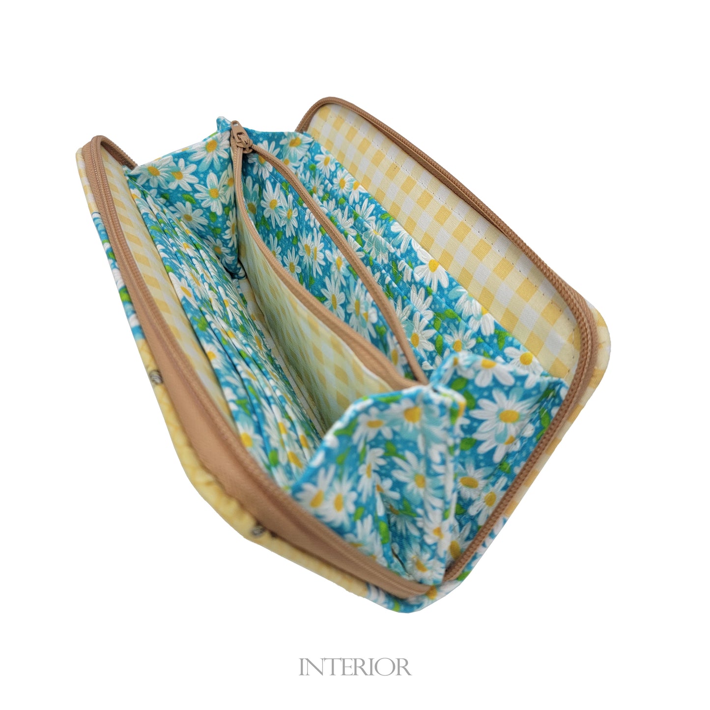 Daisy Garden (Quilted) Zip Around Wallet
