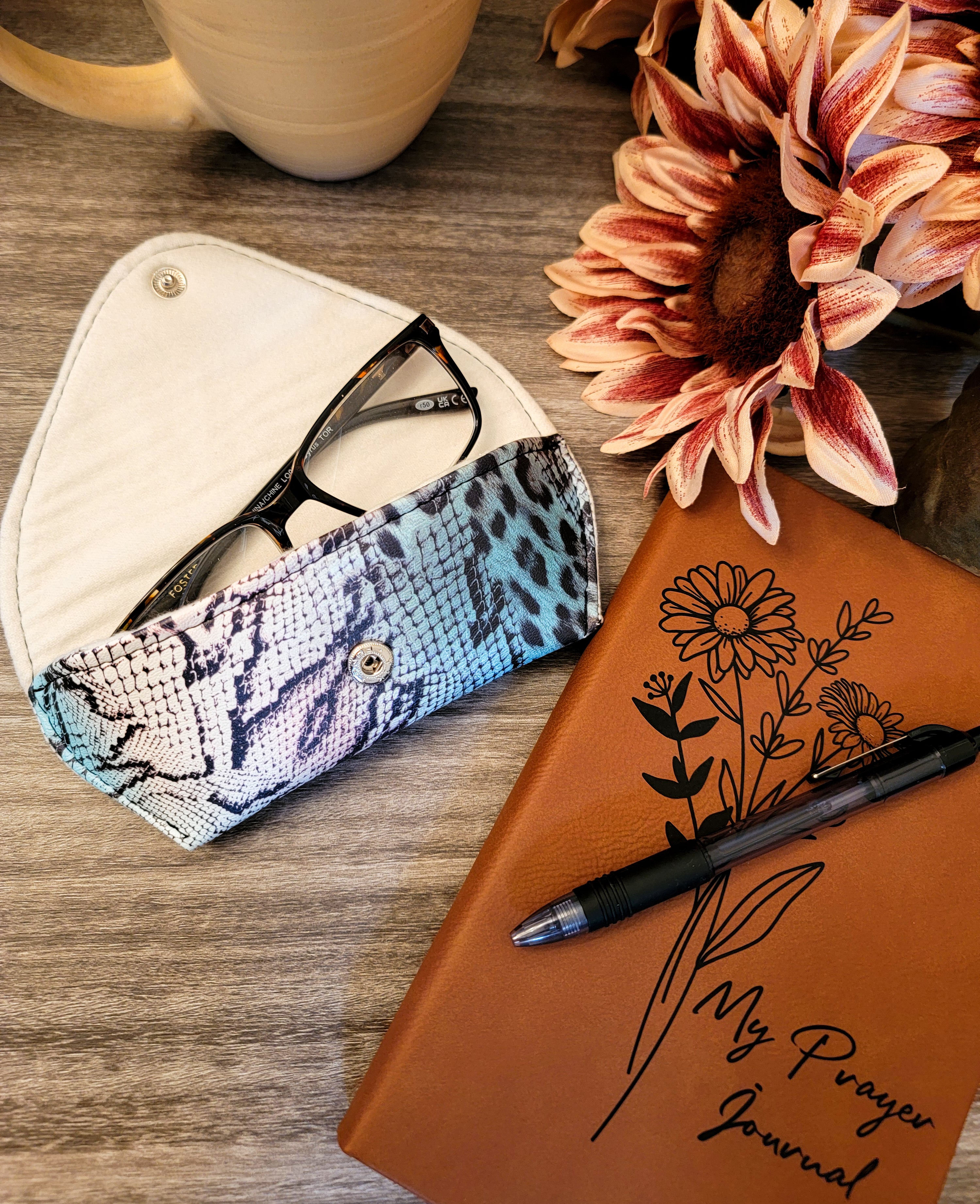 Eyeconic Eyeglass Case- Digital Pattern