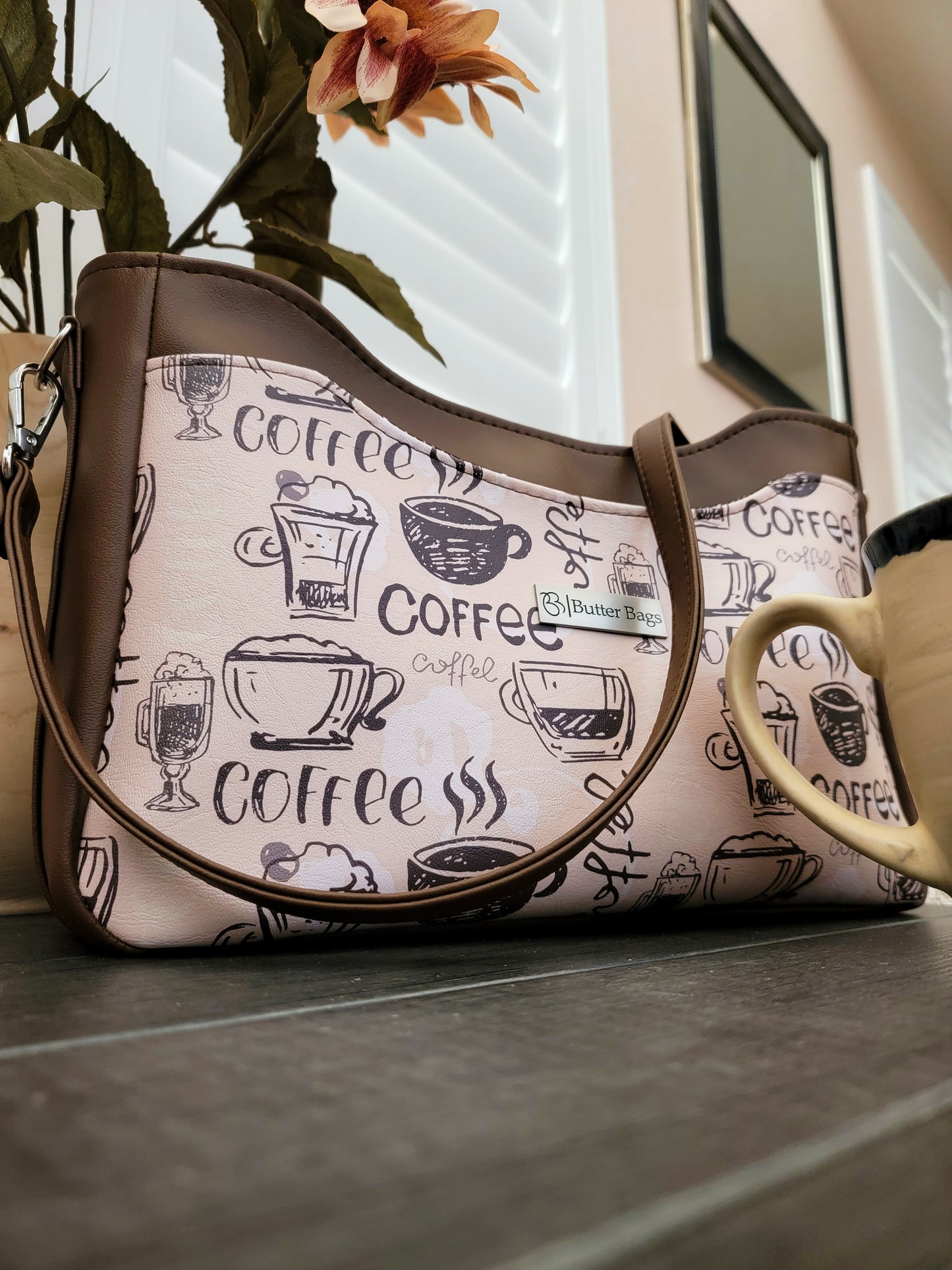 Coffee Kiana (zipper closure)