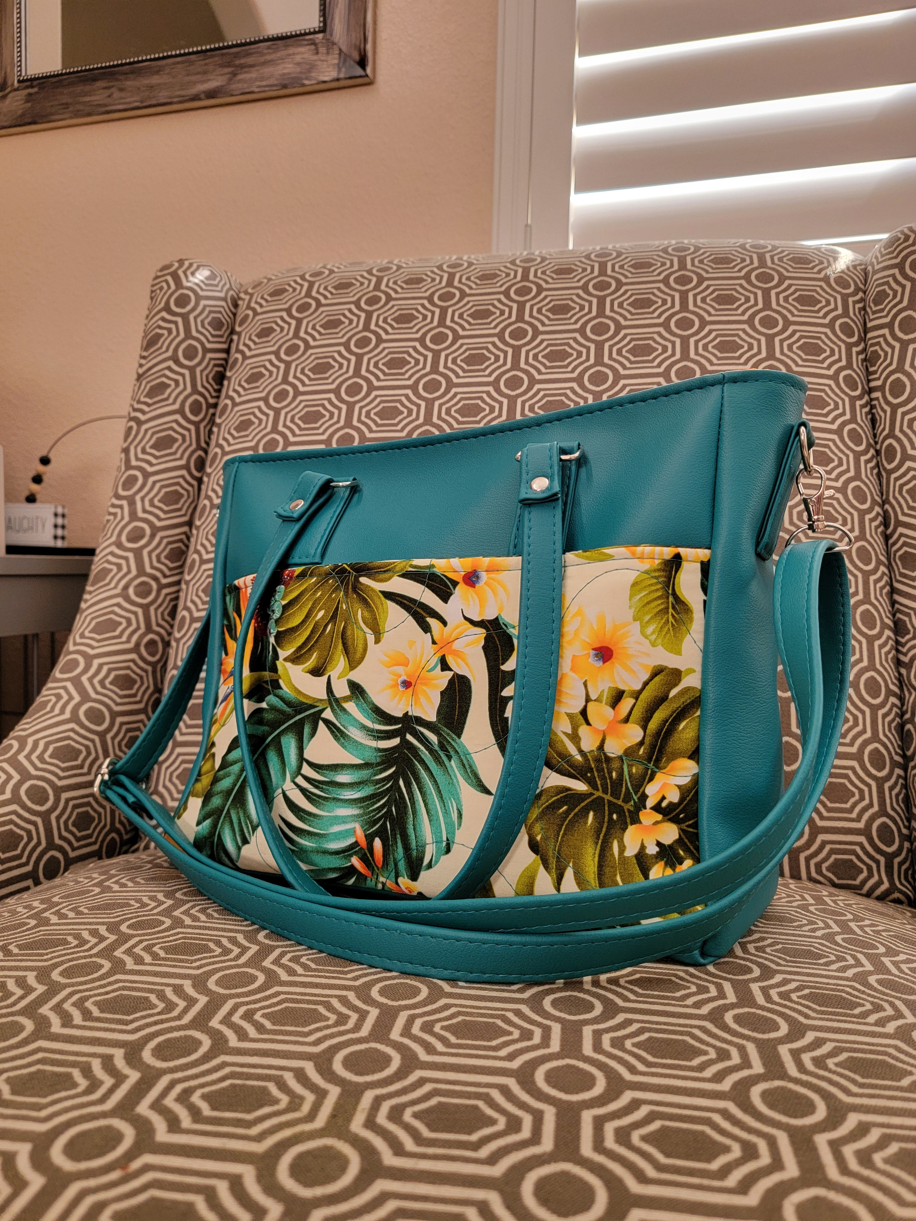 The Becca Handbag- Digital Pattern