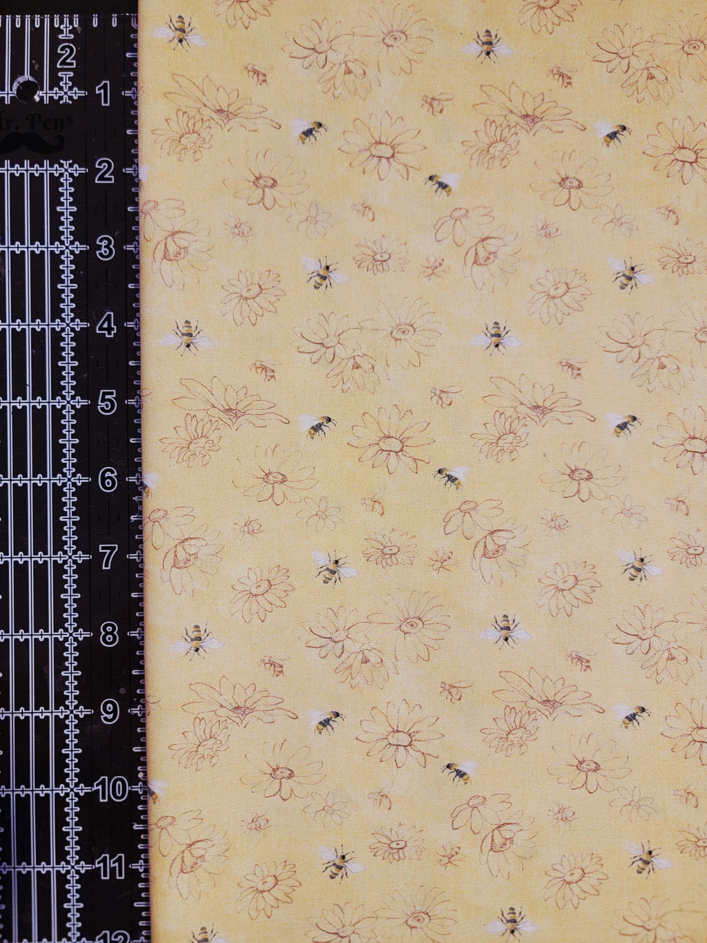 Honeybee- Daisy Field Fabric (half yard increments)