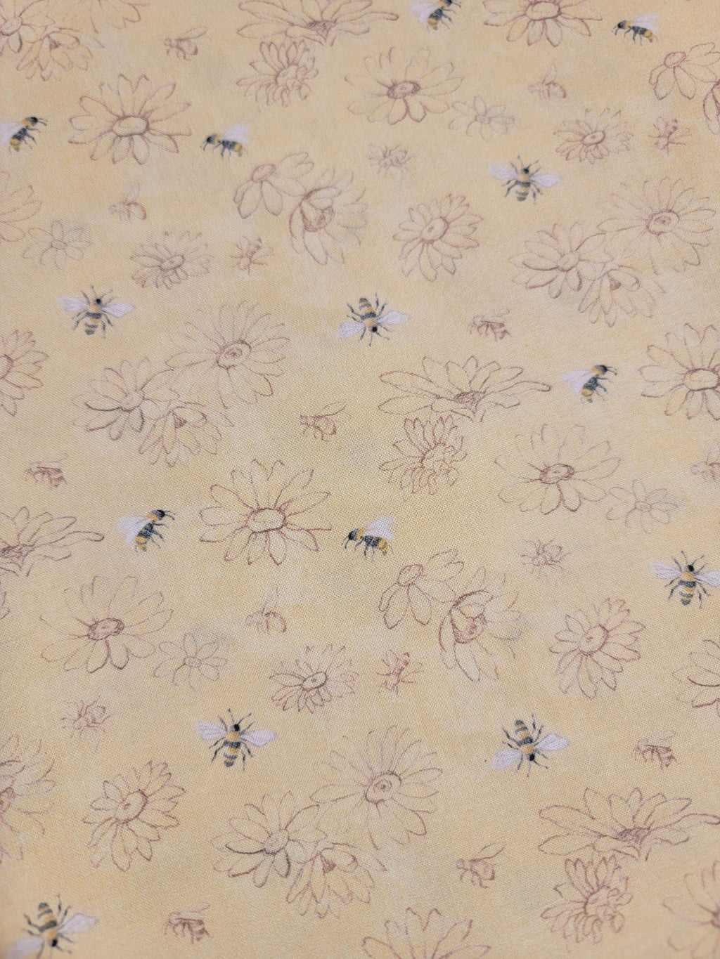 Honeybee- Daisy Field Fabric (half yard increments)
