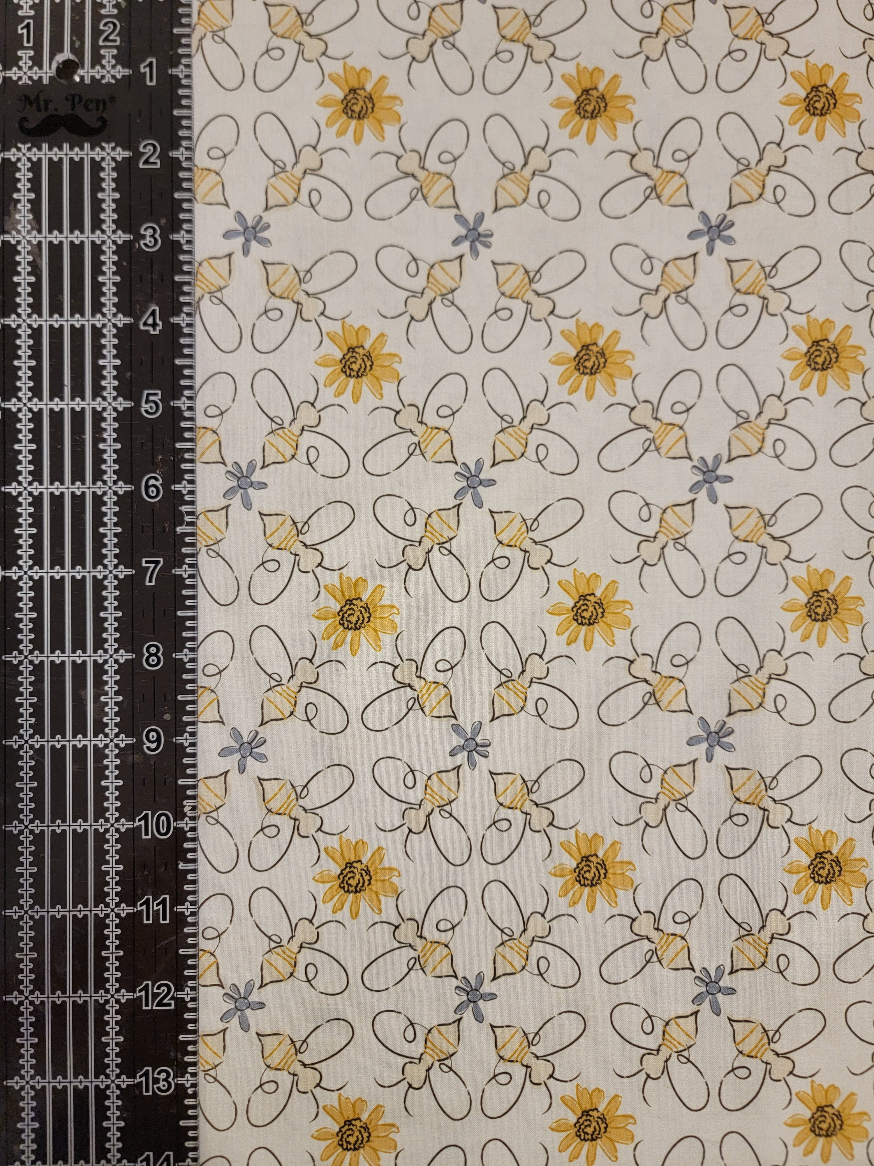 Honeybee- Buzzing Bees Fabric (half yard increment)