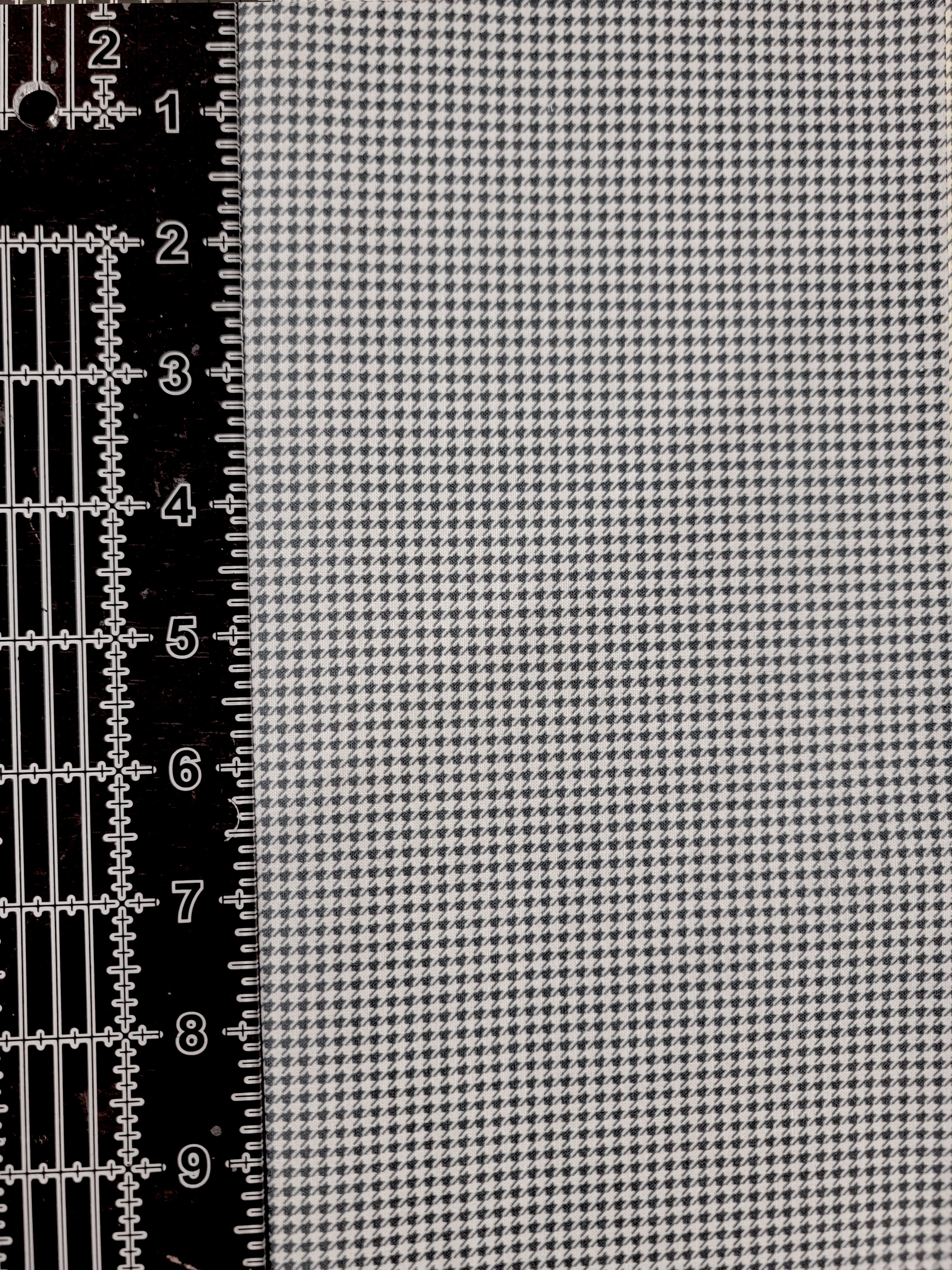 Honeybee- Navy Houndstooth Fabric (half yard increment)