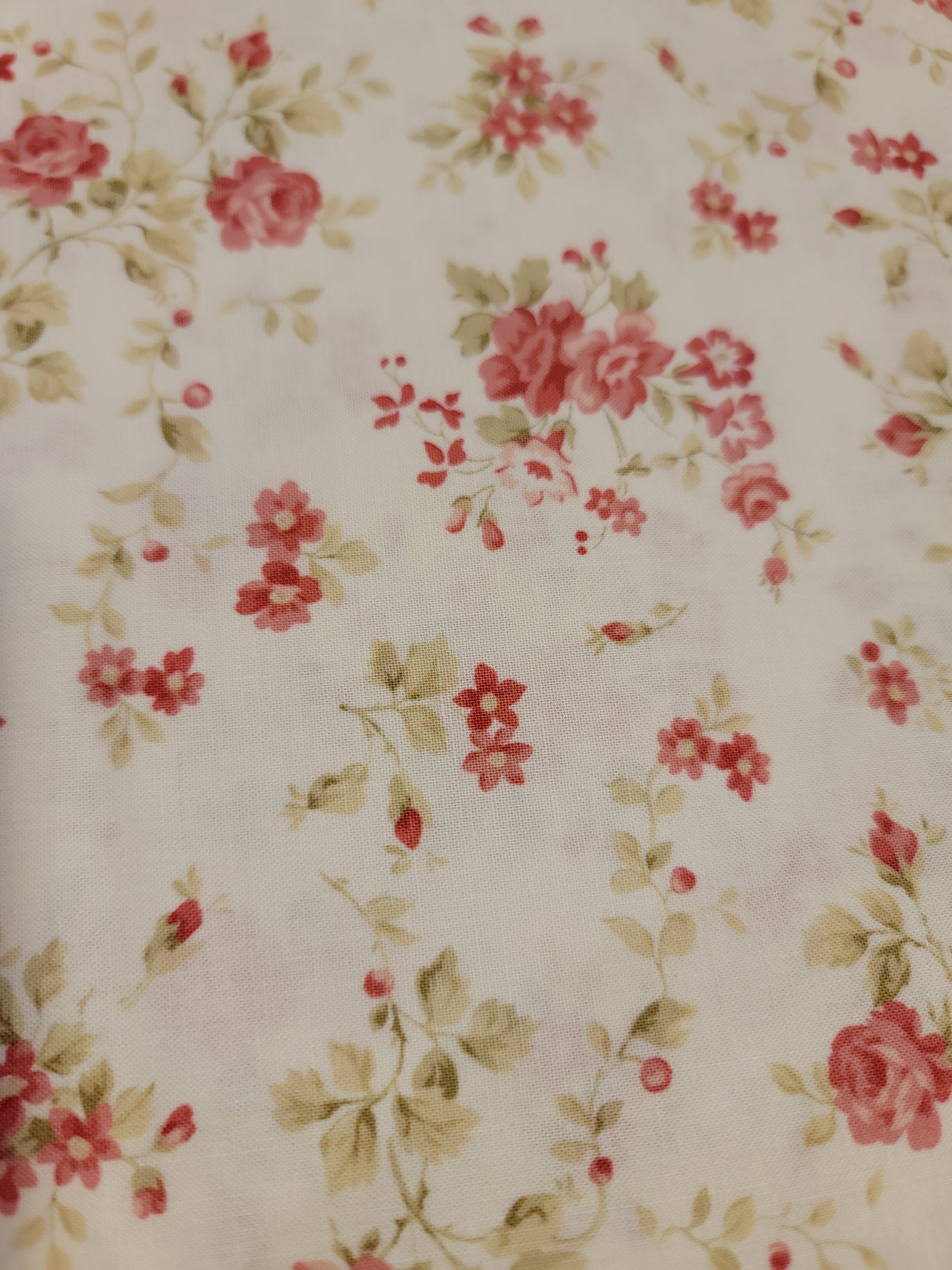 Charlotte- Vintage Rose Garden Fabric (half yard increment)