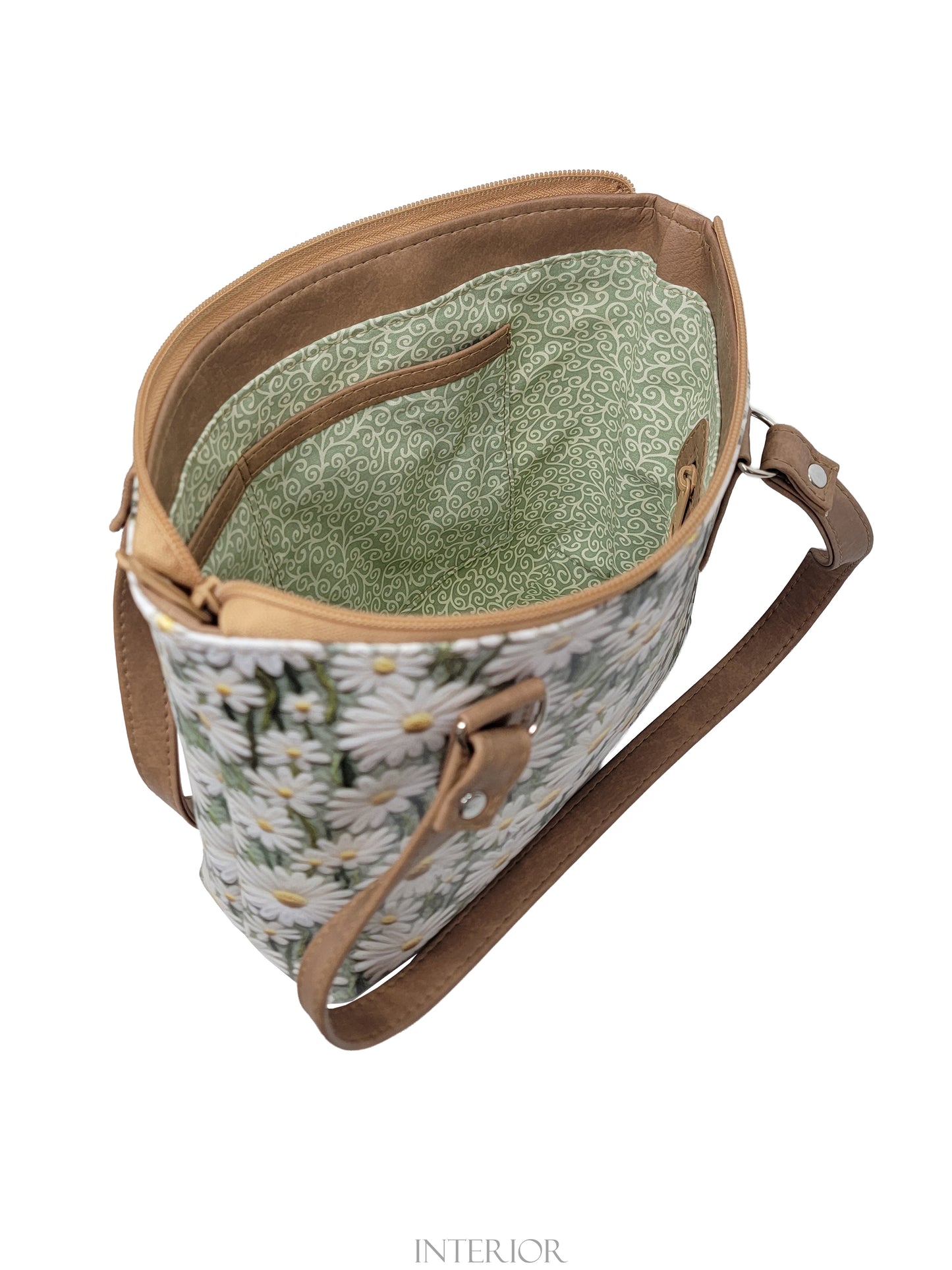 Daisy Little B (zipper closure)