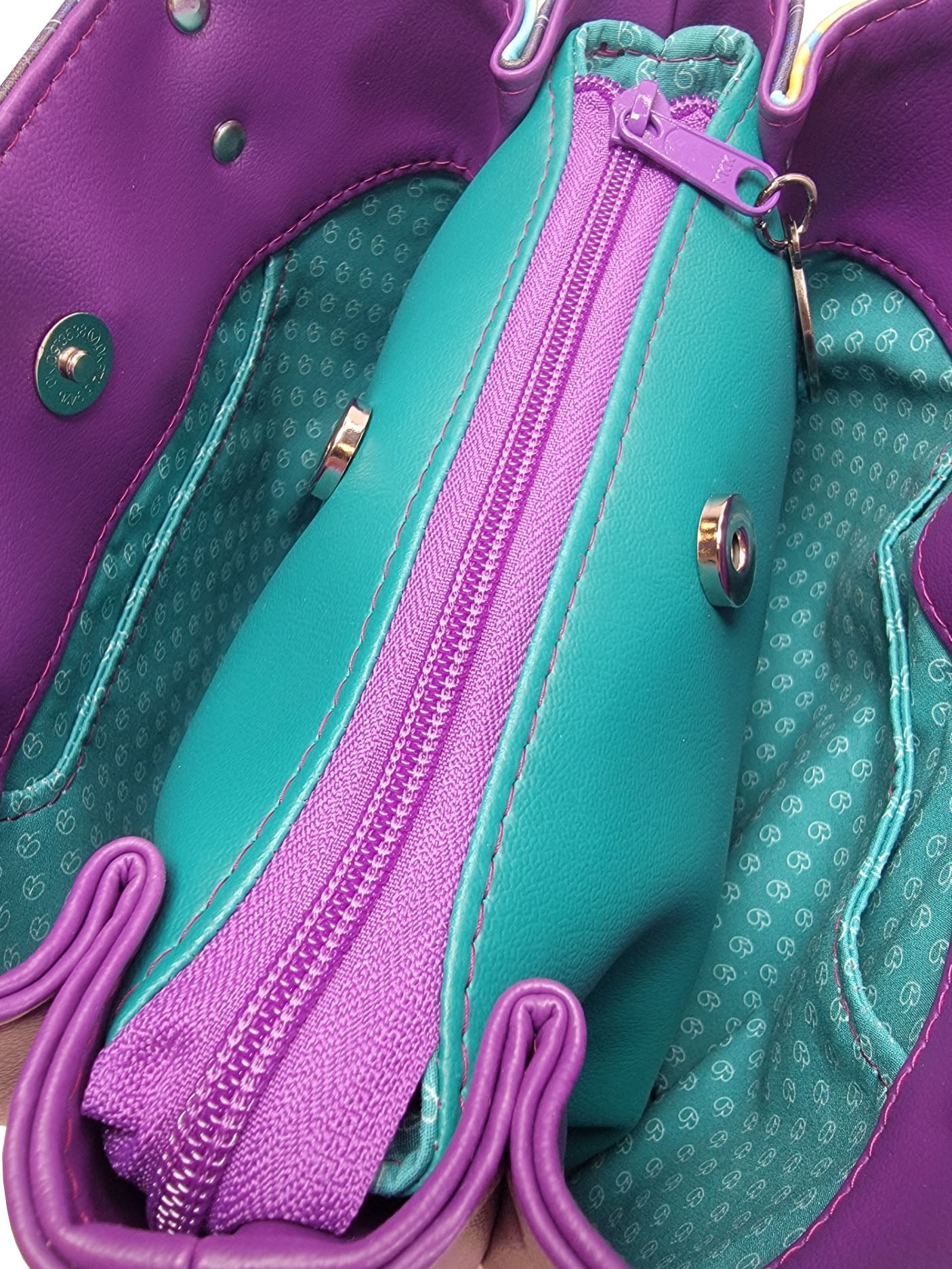 Glowing Jellyfish Divider Bag