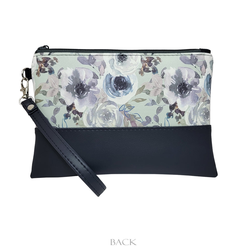 Shades of Blue Wristlet (navy)
